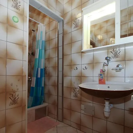 Fuer 4 Personen Ca 46 Qm In Fazana, Istrien Istrische Riviera Lejlighed
