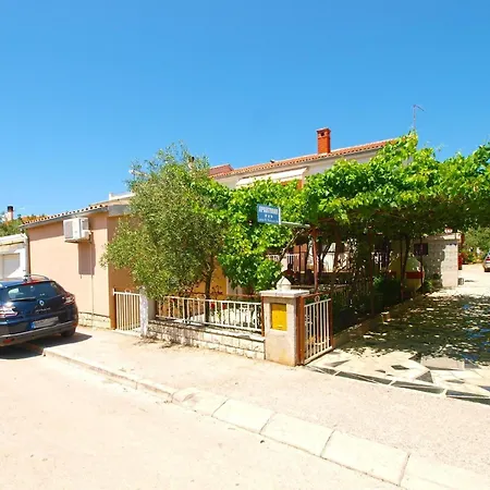 Apartment Fuer 4 Personen Ca 46 Qm In Fazana, Istrien Istrische Riviera *